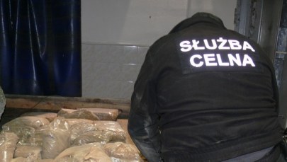 Celnicy udaremnili przemyt blisko 100 kg heroiny