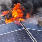 Celowo podpalili 36 paneli słonecznych. Chcieli sprawdzić, co się stanie