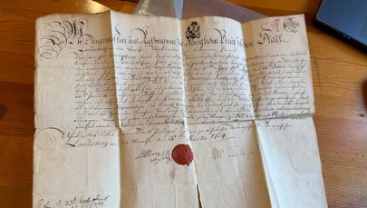 Cenny dokument z XVIII wieku odnaleziony. Miał leżeć "w lesie na śmietniku"