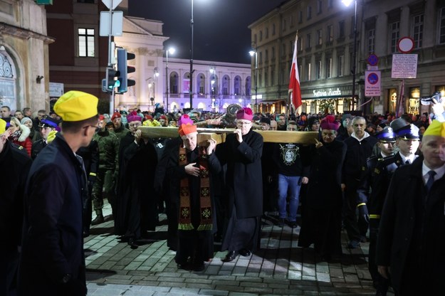 Centralna Droga Krzyżowa w Warszawie (zdjęcie z 2023 roku) /Leszek Szymański /PAP