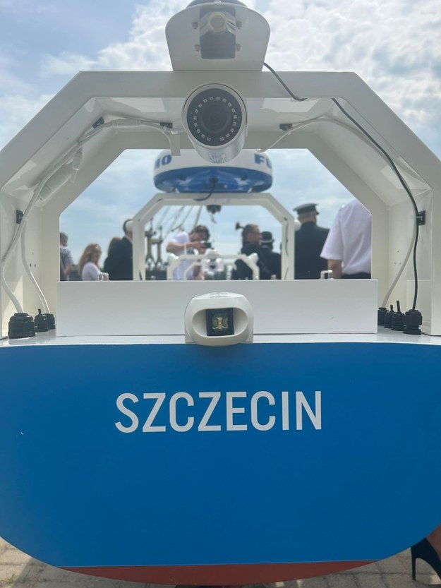 Centrum Eksploatacji Obiektów Pływających ma na wyposażeniu dwa modele redukcyjne statków. /Aneta Łuczkowska /RMF FM - reporter