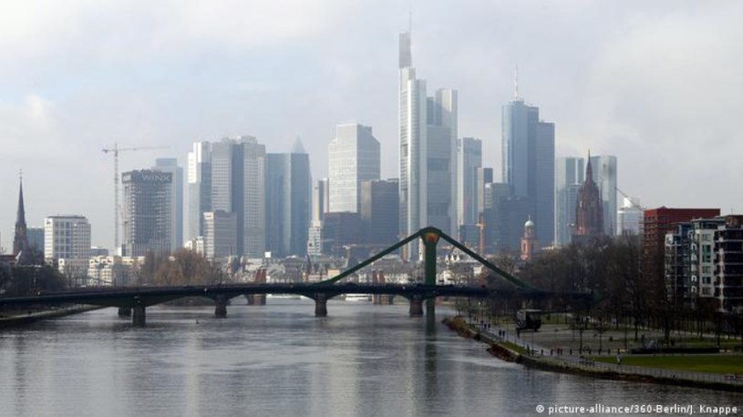Centrum finansowe Frankfurtu nad Menem jest porównywane przez miejscowych z nowojorskim Manhattanem /Deutsche Welle