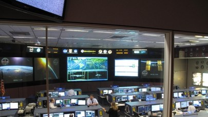 Centrum Kontroli Lotów NASA wczoraj i dziś