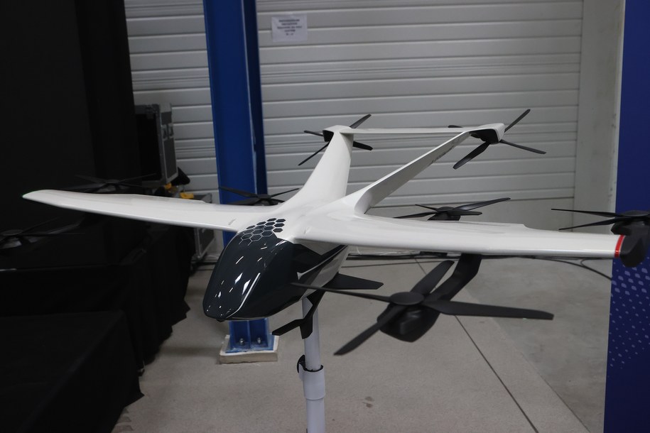 Centrum Testów Helikopterów Airbus w Strykowie /Marian Zubrzycki /PAP