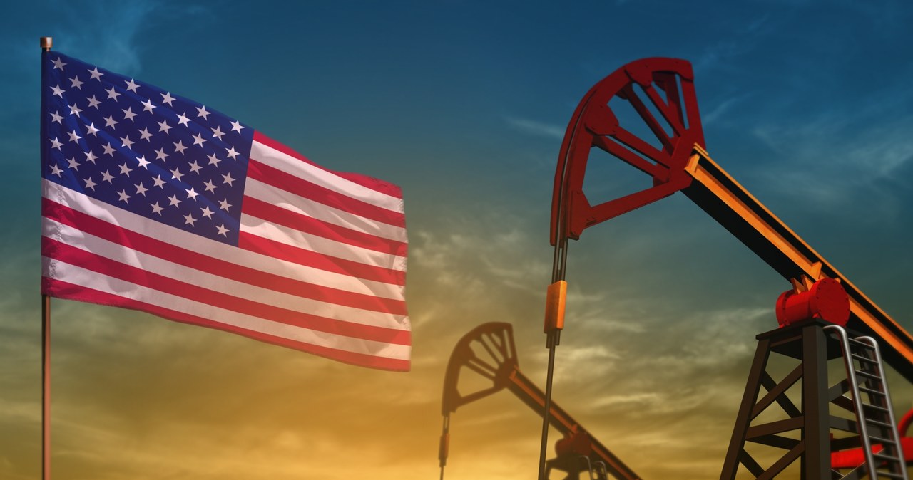Ceny amerykańskiej ropy nadal pozostają zależne od tego, co dzieje się w innych częściach świata /123RF/PICSEL