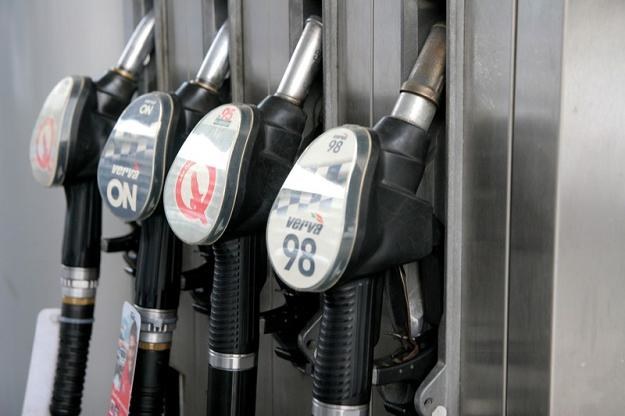 Ceny benzyny rosną nieproporcjonalnie szybciej niż ceny gazu LPG. Fot. Damian KLAMKA /Agencja SE/East News