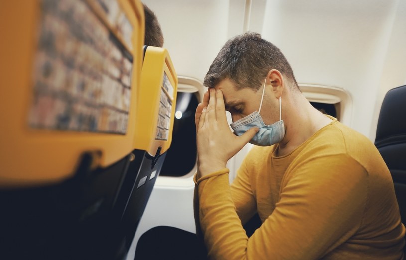 Ceny biletów lotniczych mogą przyprawić o ból głowy. /123RF/PICSEL