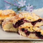 Ceny jagodzianek biją rekordy. Inne drożdżówki próbują wyprzeć je z rynku