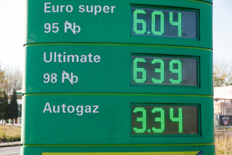 Ceny paliw jeszcze pójdą w górę? /Tomasz Kawka /East News