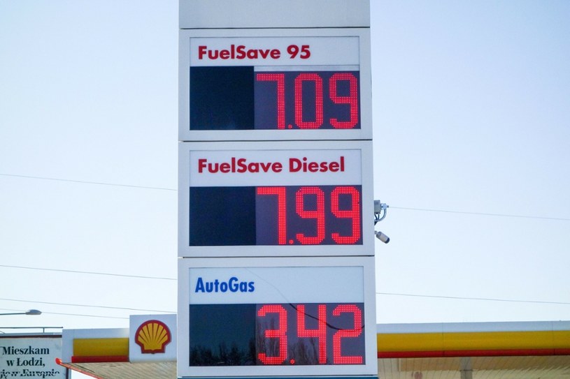 Ceny paliw na stacjach powinny zaczyna się stabilizować - tak prognozują eksperci e-petrol.pl /Piotr Kamionka/ REPORTER /East News