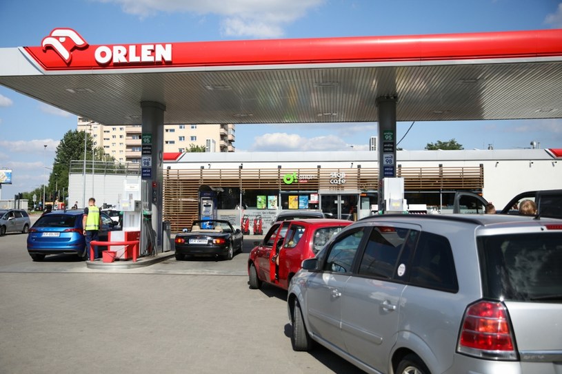 Ceny paliw na stacji PKN Orlen. /ANDRZEJ BANAS/POLSKA PRESS /East News