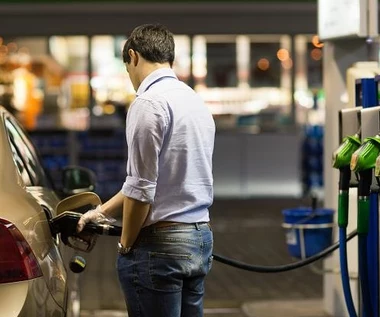 Ceny paliw: Reflex - sprzedaż paliwa może spaść o 30 proc. 