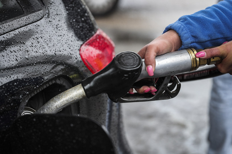 Ceny paliw są stabilne, niestety bardzo wysokie /AFP