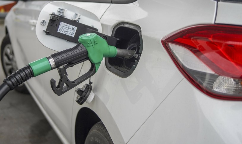 Ceny paliw syntetycznych mają zrównać się z cenami paliw kopalnych /KFP /Reporter