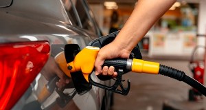 Ceny paliw szybują. "Nie widać końca kryzysu, benzyna powyżej 7 zł, diesel od 8 zł"