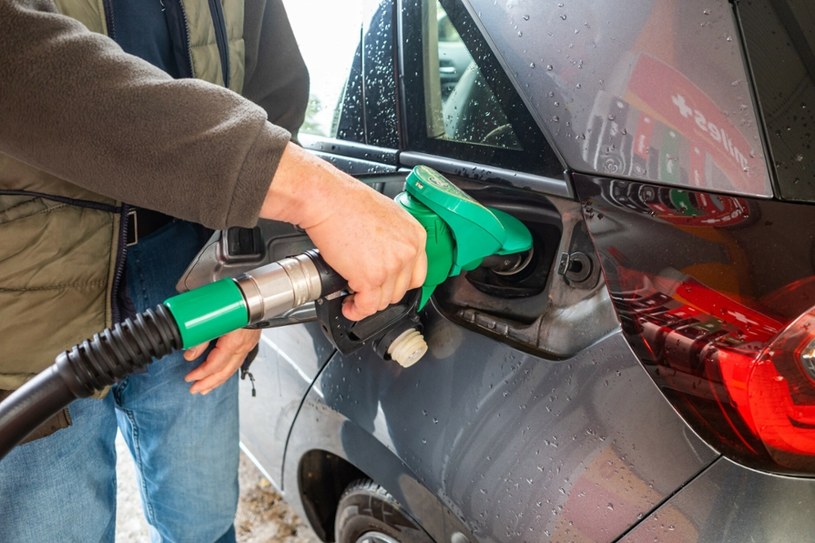 Ceny paliw wciąż mogą rosnąć. /Arkadiusz Ziółek /East News
