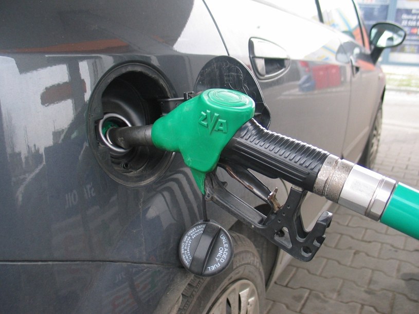 Ceny paliw wreszcie przestają rosnąć /Adrian Ślazok /Reporter