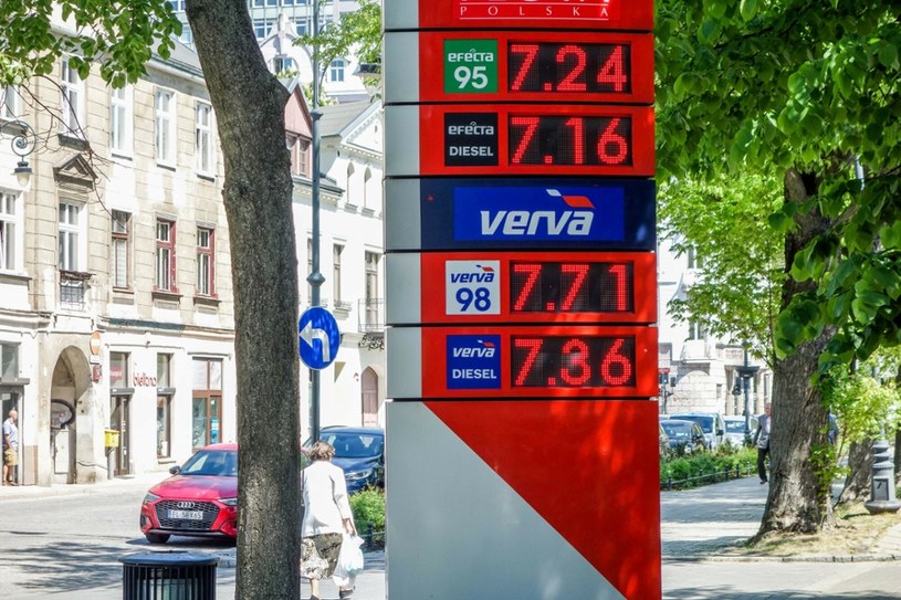 Ceny paliw wzrosły i nie ma większych szans na ich obniżenie /Piotr Kamionka /Reporter