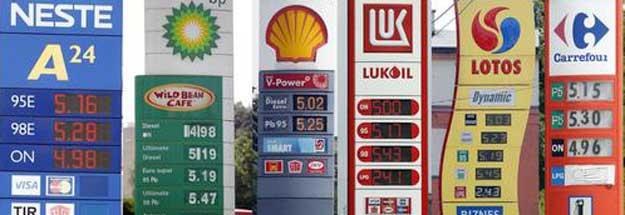 Ceny paliwa 12 sierpnia w Chorzowie /PAP