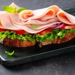 "Ceny poszybują". Branża mięsna nie chce podatku tłuszczowego