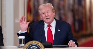 Ceny ropy poszybowały w górę. Trump uspokaja: To bardzo niska cena