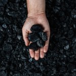 węgiel Ceny węgla na początku listopada 2025. Tyle zapłacisz za ogrzanie domu