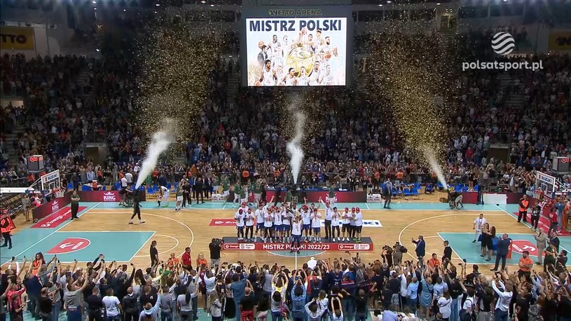 Ceremonia medalowa po finale Energa Basket Ligi. WIDEO
