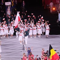 Zawodnicy reprezentacji Polski podczas ceremonii otwarcia igrzysk olimpijskich Tokio 2020 