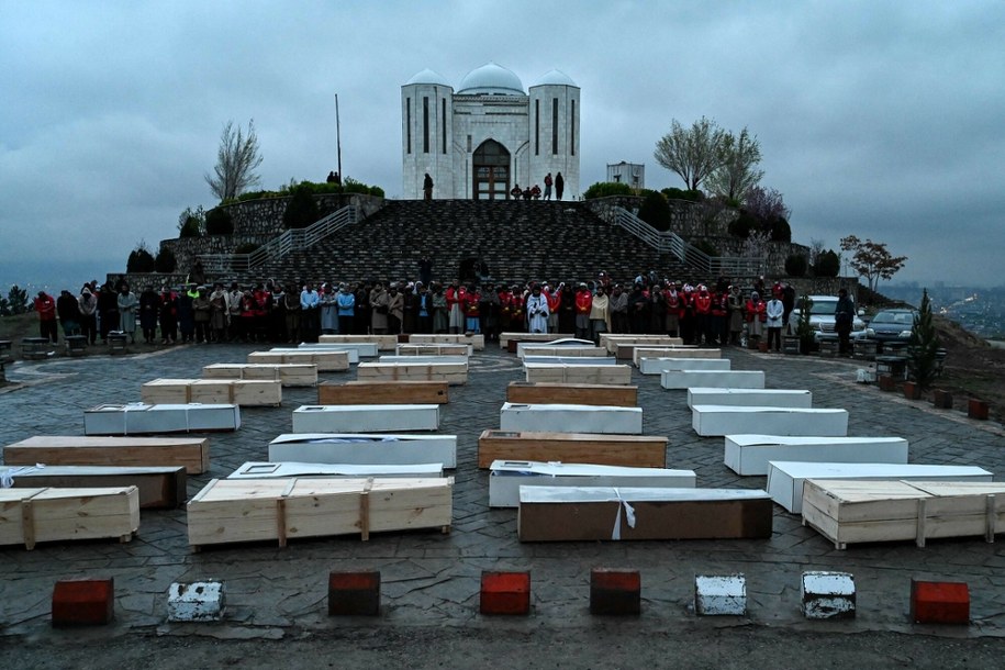 Ceremonia pogrzebowa ofiar pakistańskiego nalotu na Kabul /WAKIL KOHSAR/AFP/East News /East News