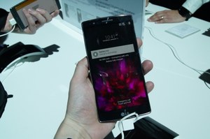 CES 2015: LG G Flex 2 - pierwsze wrażenia