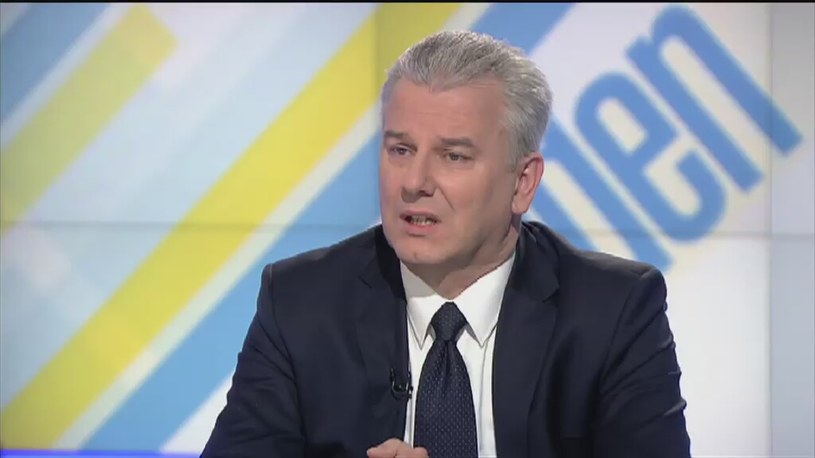 Cezary Grabarczyk broni Radosława Sikorskiego /TVN24/x-news