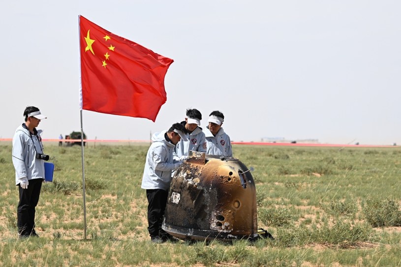 Chang'e 6 to wielki sukces. Chiny sprowadziły próbki z Księżyca na Ziemię