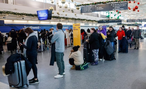 Chaos na lotniskach w Chicago. Powodem tornada i burze