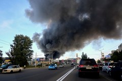 Charków: Pożar hipermarketu po rosyjskim ataku