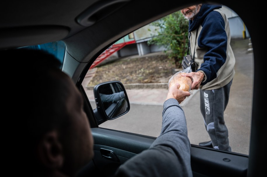 Piekarz z Poznania znów wyruszył na Ukrainę. Pomoże mieszkańcom Charkowa