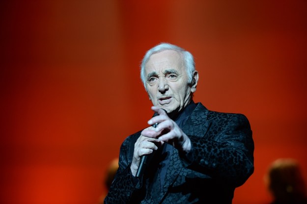 Charles Aznavour w warszawskiej Sali Kongresowej w czerwcu 2014 r. /Jacek Turczyk /PAP