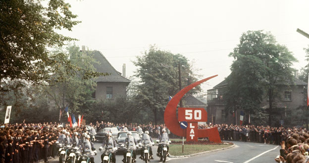 Charles de Gaulle miał entuzjastyczne przyjęcie /AFP