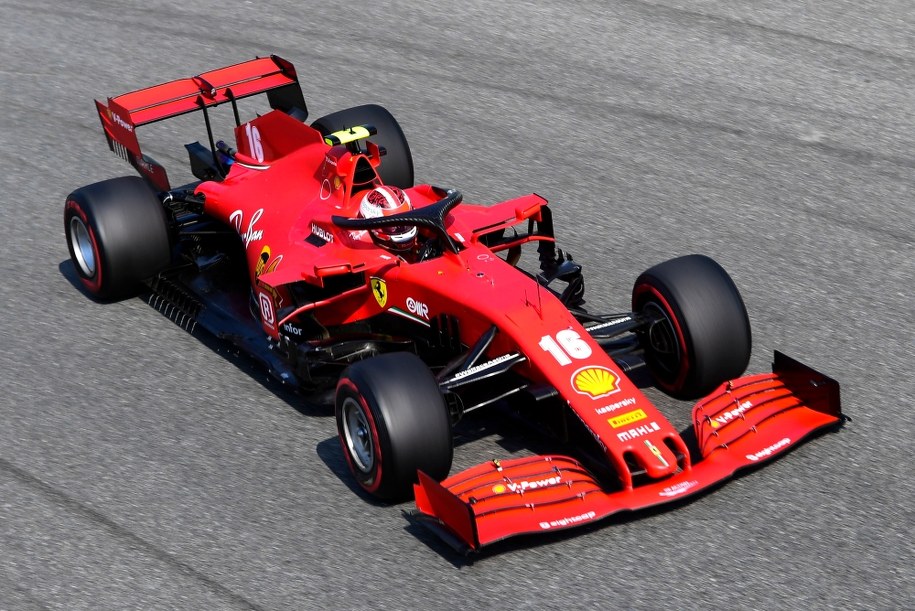Charles Leclerc w bolidzie /Jenifer Lorenzini / Pool /PAP/EPA