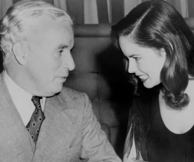 Charlie Chaplin: Złożone życie legendy ekranu.