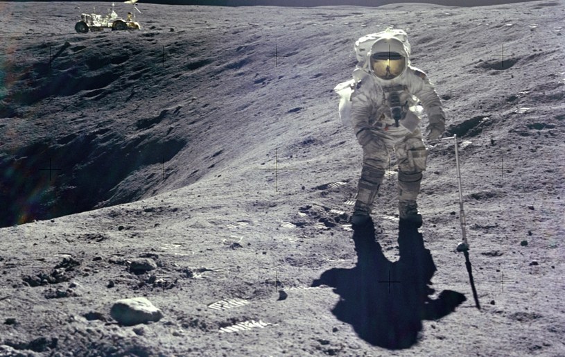 Charlie Duke na powierzchni Księżyca /Wikimedia Commons /domena publiczna