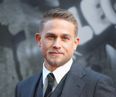 ​Charlie Hunnam chciałby zagrać Jamesa Bonda