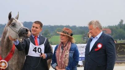 Charlie i Shirley Watts na pokazie w Michałowicach