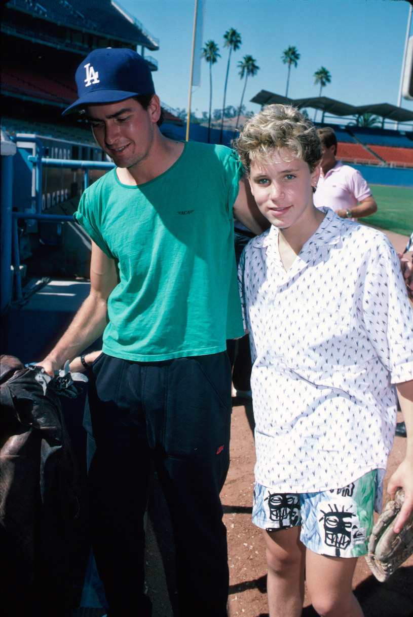 Charlie Sheen i Corey Haim w 1986 roku /Time Life Pictures/DMI/The LIFE Picture Collection /Getty Images