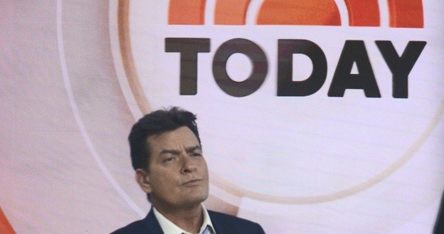 Charlie Sheen przyznał się do swojej chorobie na wizji! /- /East News