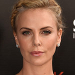 Charlize Theron adoptowała dziewczynkę!