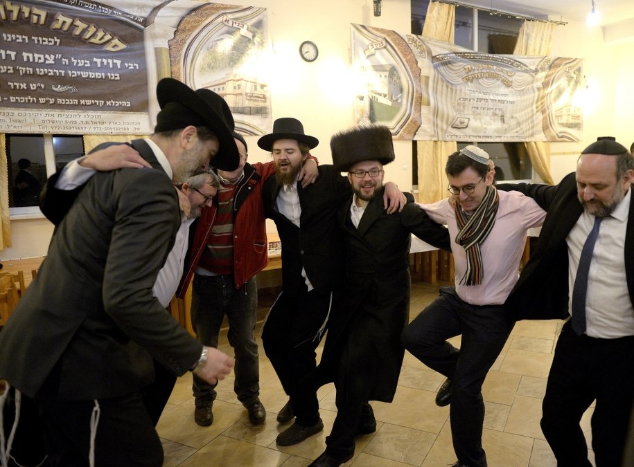 Chasydzkie wesele na zdjęciu ilustracyjnym /Darek Delmanowicz /PAP