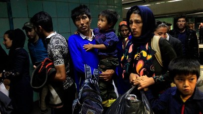 Chcą umieścić w polskich gminach uchodźców. Ale nie przekażą pieniędzy