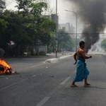 Chcą „wykorzenić dyktaturę wojskową” w Birmie. Przejęli kolejne miasta