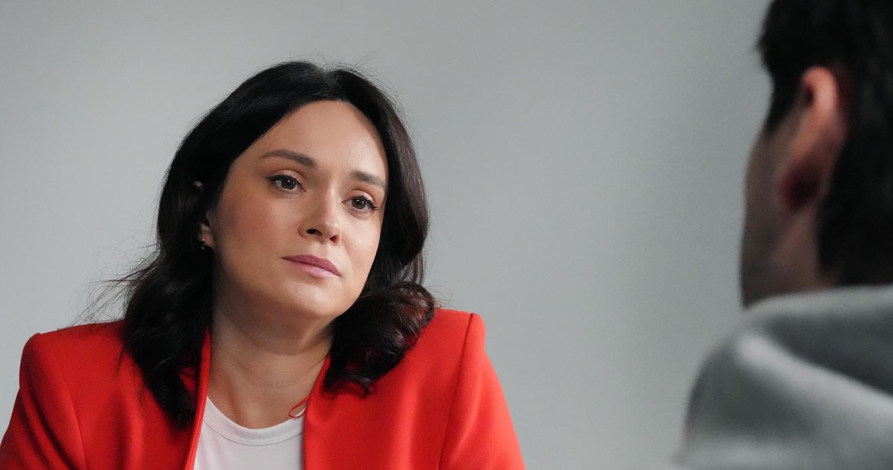 "Chcę omówić kwestię sprzedaży domu i podziału majątku" - powie Natalia do Cezarego /Źródło: AIM