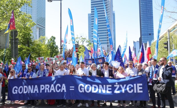"Chcemy Europy Socjalnej!". Marsz Lewicy i OPZZ w Warszawie